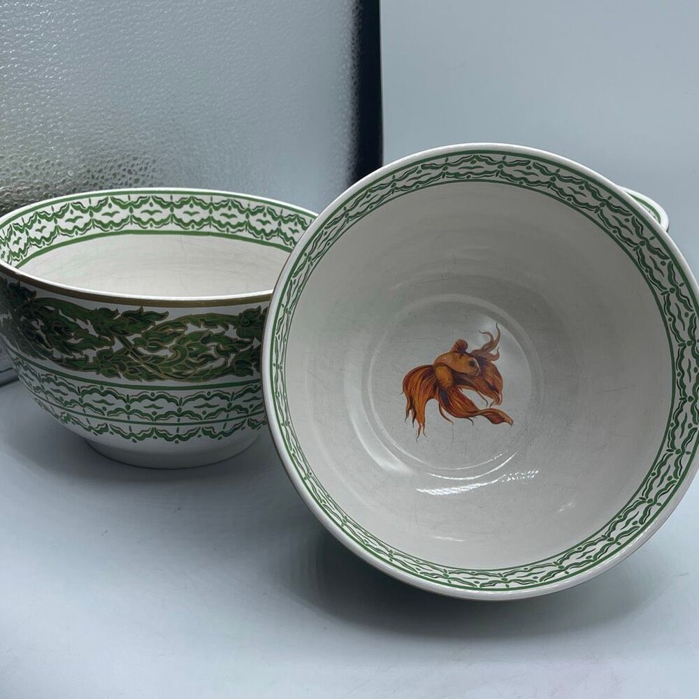 Williams Sonoma set of 3 Palace Thai collection bowls.